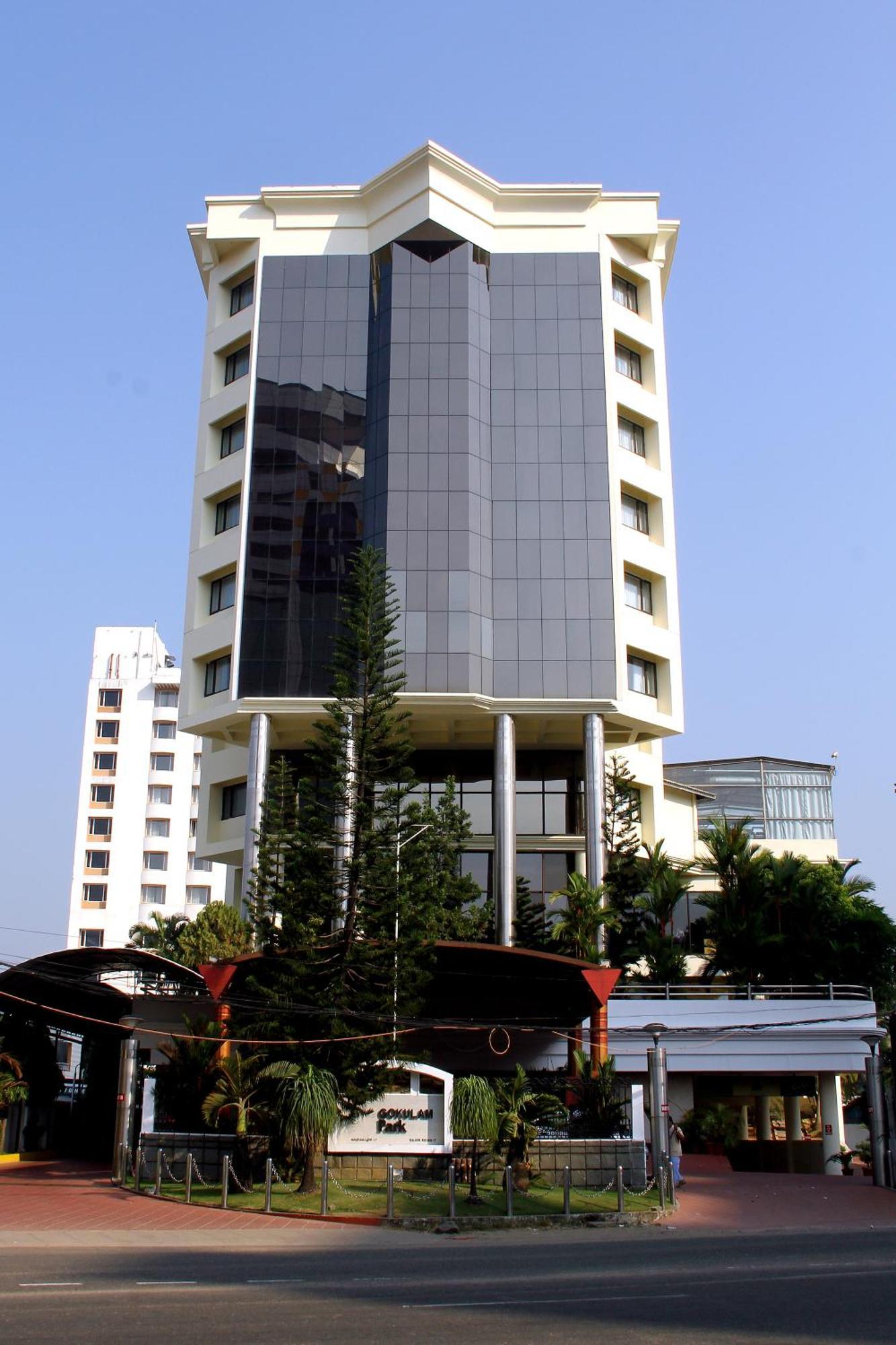 מלון Kochi Gokulam Park מראה חיצוני תמונה